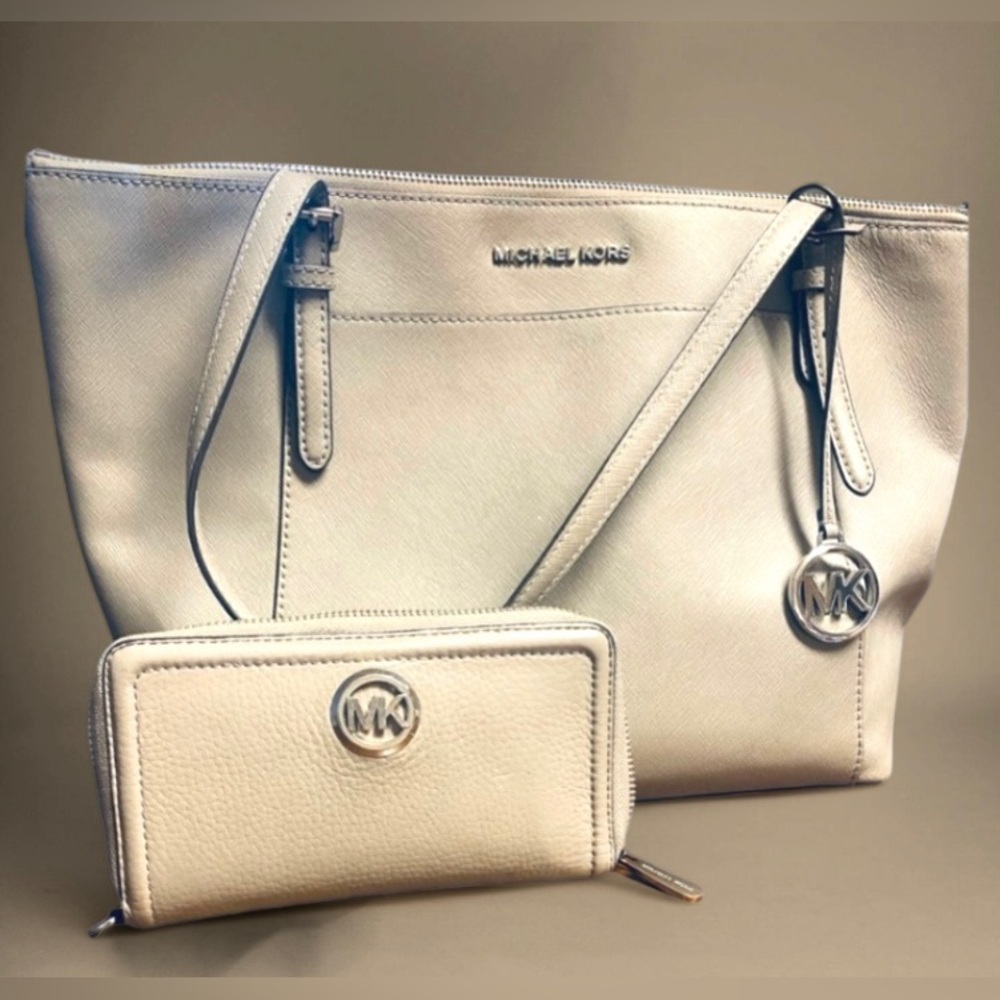 Michael Kors Ciara Large Handbag and Wallet